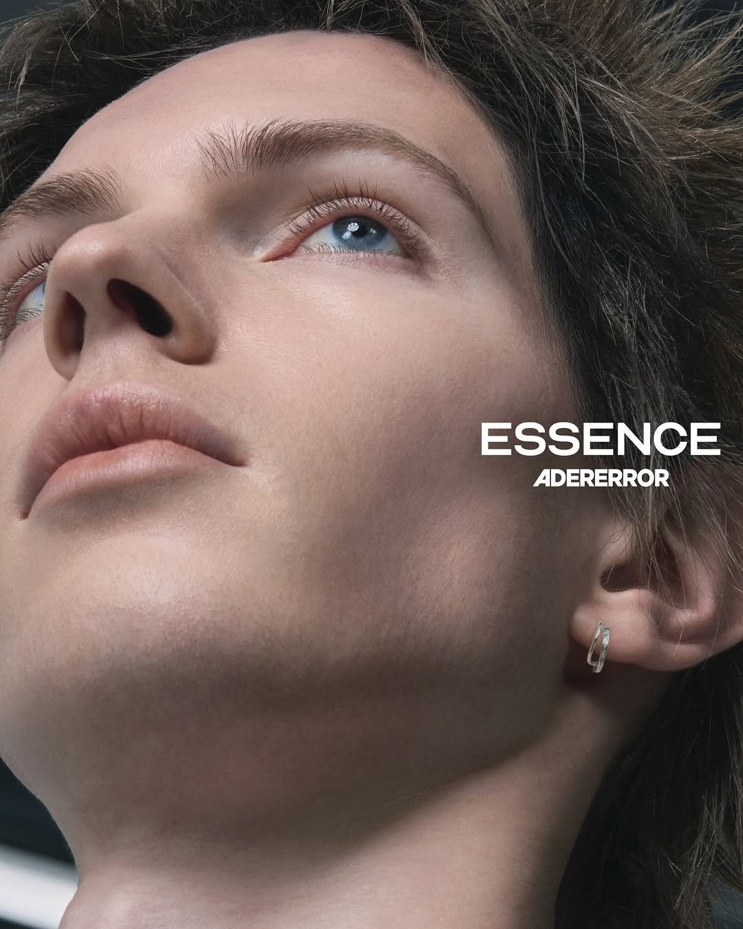 ader_error 게시물 이미지: ESSENCE
New launching; RUGA

아더에러가 지속적으로 탐구해온...