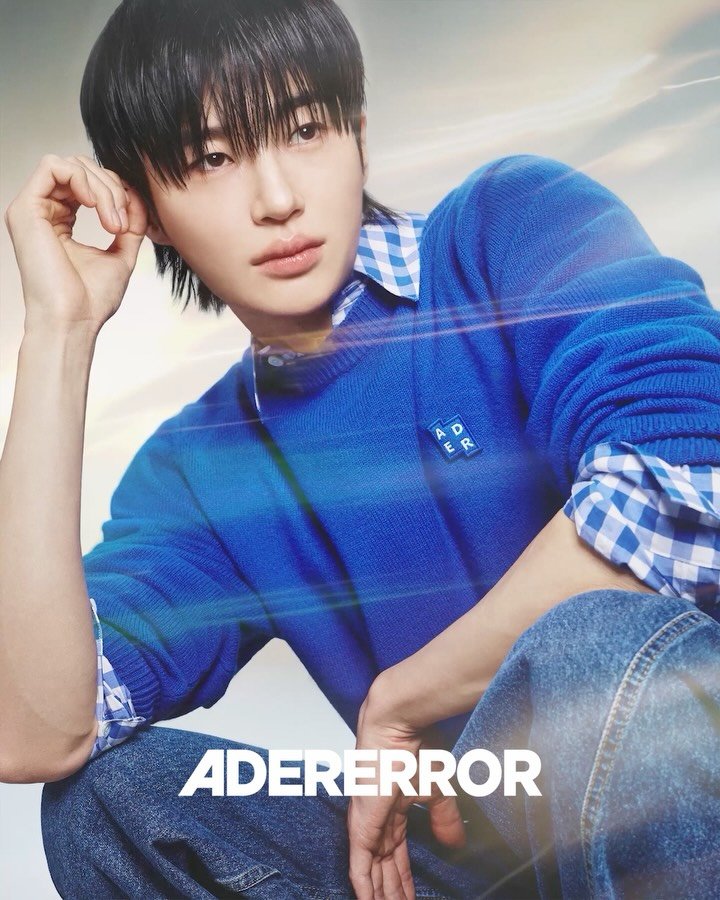 ader_error 게시물 이미지: 아더에러와 변우석이 함께한 ‘Poetic Project’의 신비로운 서사.
아더에러...