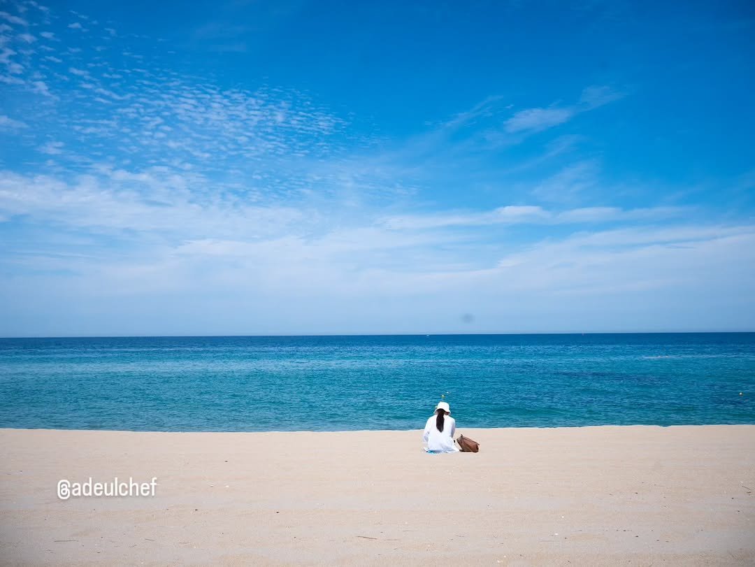 adeulchef 게시물 이미지: .
강릉 경포 해변

오늘 동해 돌았나? positive

#강릉 #경포해변...