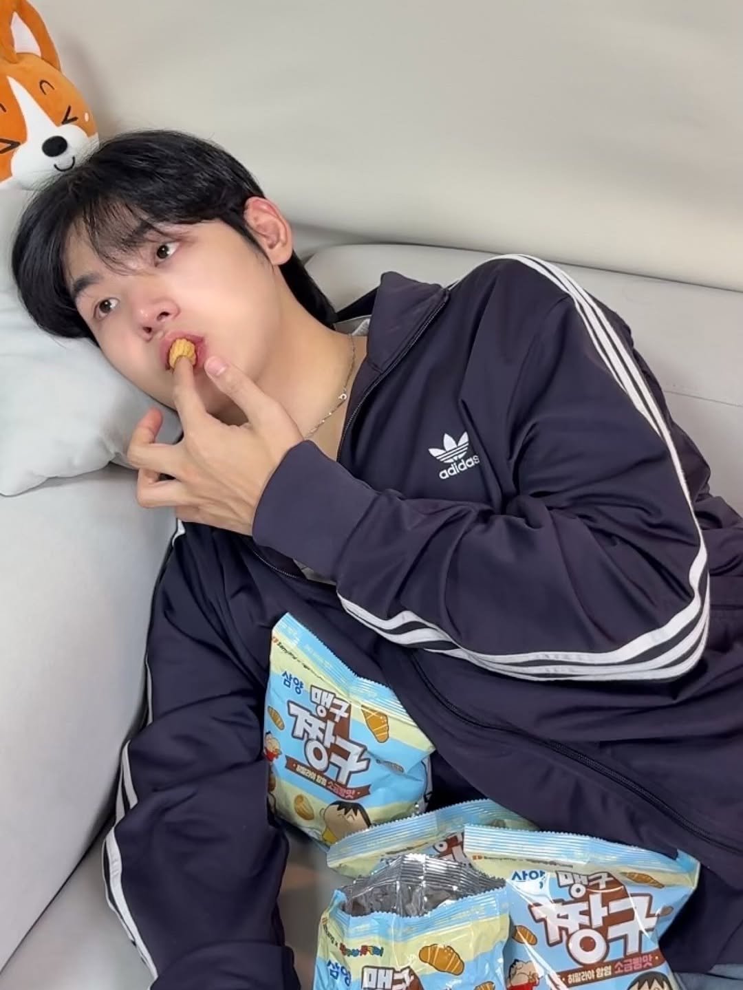 Photo by 어차피환이 on September 11, 2025.