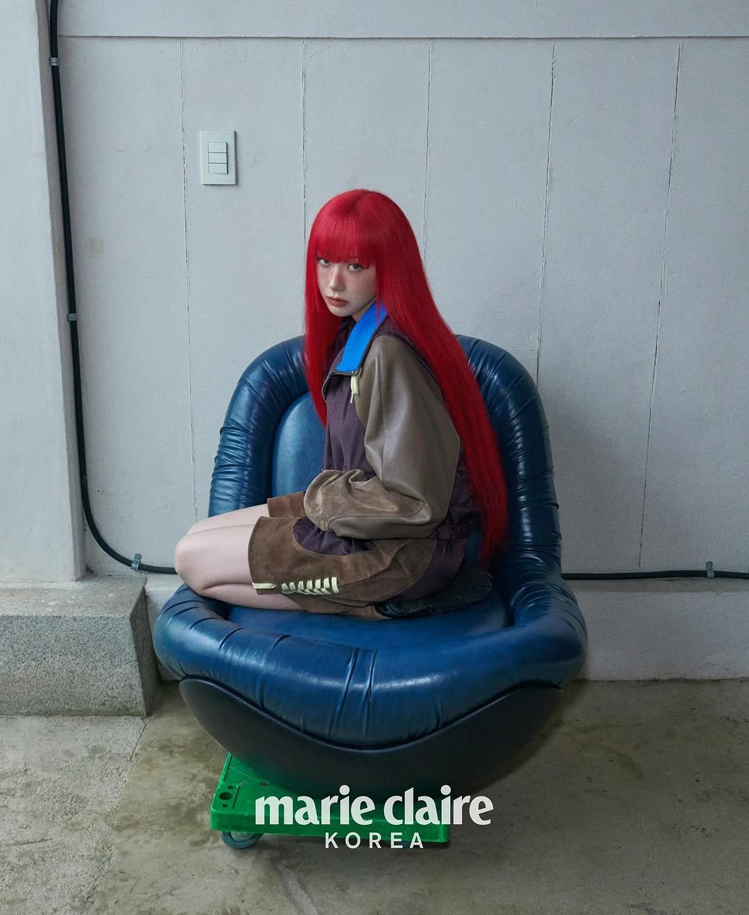 Photo by GISELLE on June 17, 2025. May be an image of costume, doll, mannequin, bust and text.