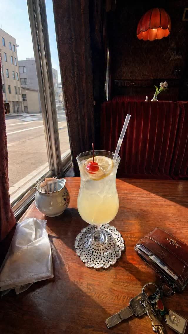 aespa_official 게시물 이미지: was filming my drink and then THIS

aespa 에스파...