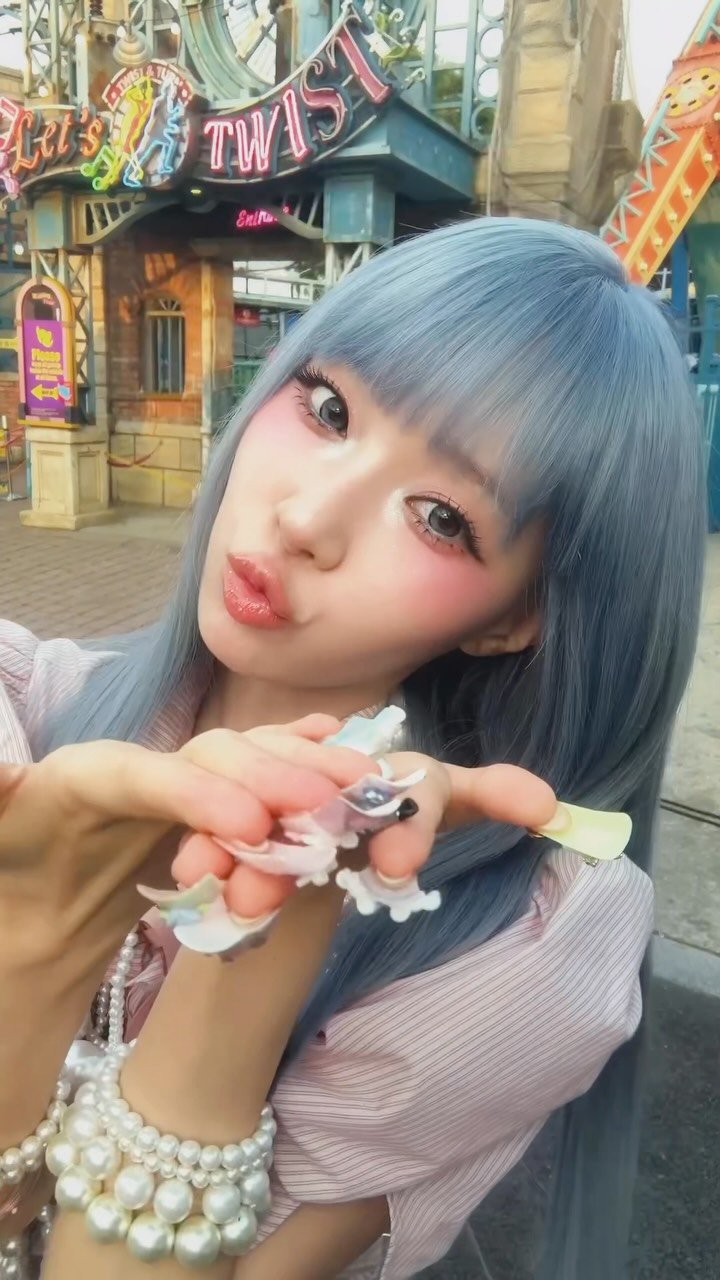 aespa_official 게시물 이미지: ねえ ほら kiss and tell 

#aespa
#WINTER @imwinter...