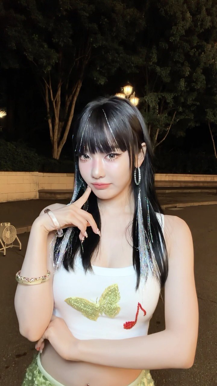 aespa_official 게시물 이미지: はい、おつかれさん

#aespa 
#NINGNING @imnotningning...