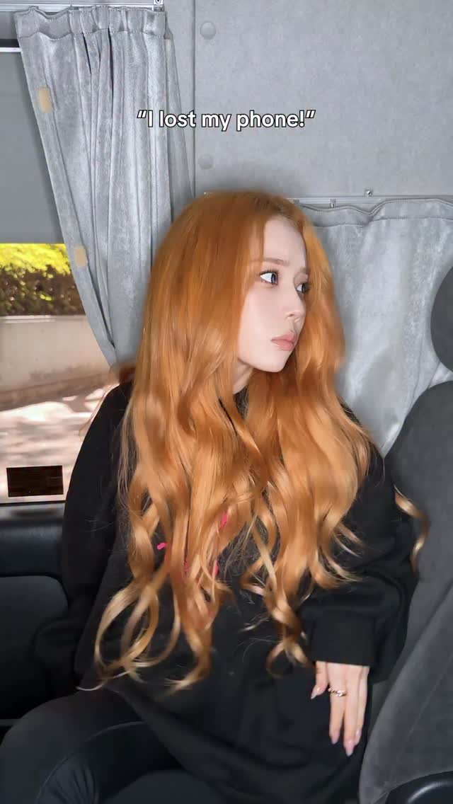 aespa_official 게시물 이미지: I lost my phone ᵕ⩊ᵕ̩̩

#aespa #æspa...