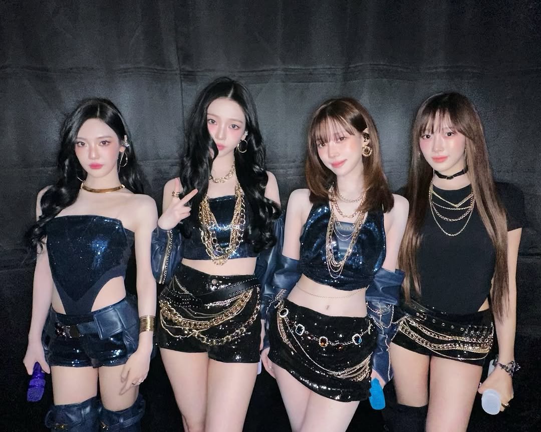 Photo by aespa 에스파 on December 25, 2025. May be an image of top and text.