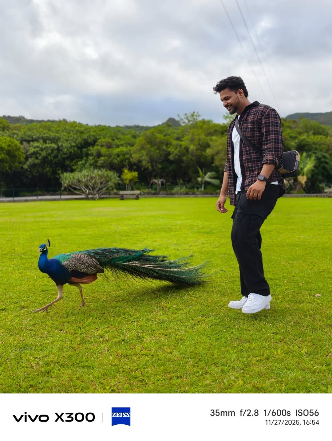 Photo shared by Vishal Takle on November 30, 2025 tagging @vivo_india. May be an image of outdoors and text that says 'vivo X300 ZEISS 35mm f/2.8 1/600s ISO56 11/27/2025, 16:54'.