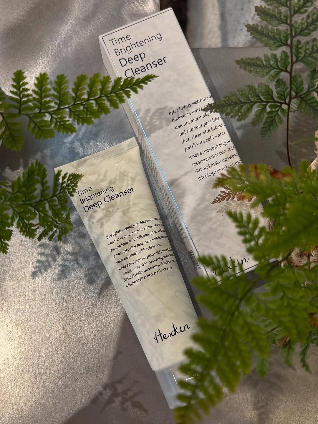 Photo by 아힌🍓 on August 05, 2025. May be an image of hand cream and text.
