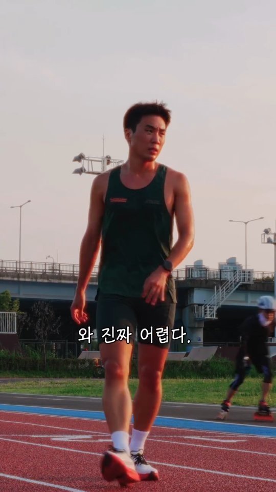 ahnsta_ 게시물 이미지: #매년하는생각

= 아 러닝 어렵다

#러닝 #러너 #마라톤 #인터벌