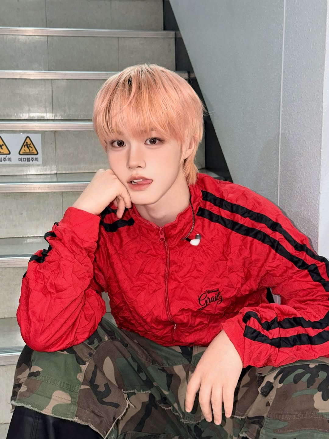 ahof_official 게시물 이미지: 핸드폰에 있는 마지막 핑크 머리 사진📸💕

#AHOF #아홉
#JUWON #박주원
#jjubara