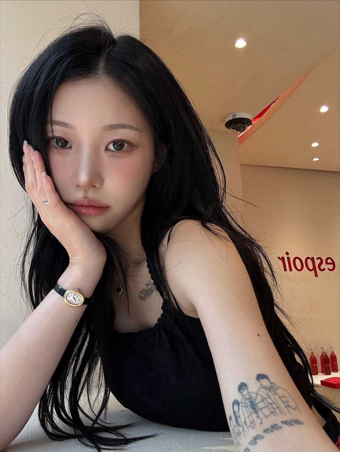Photo shared by 소윤🐬 on September 21, 2025 tagging @espoir_makeup. May be an image of 1 person, hair and text.