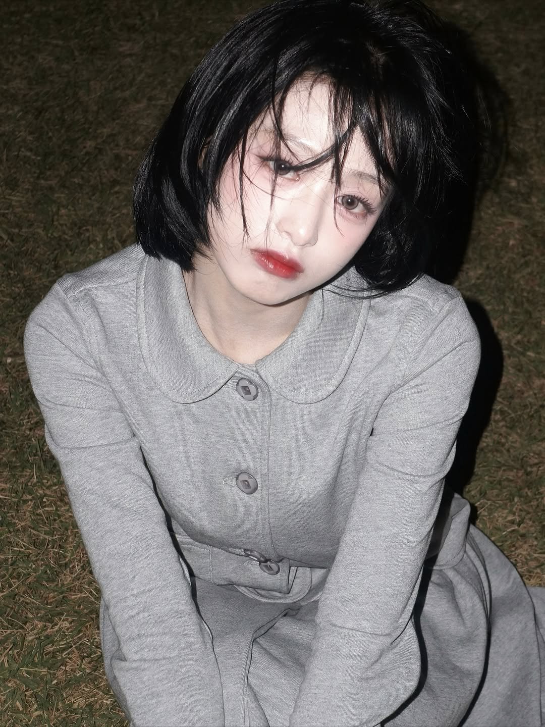 Photo by JUNG AHYEON on November 17, 2025. May be an image of one or more people, hair, makeup, cigarette and text.