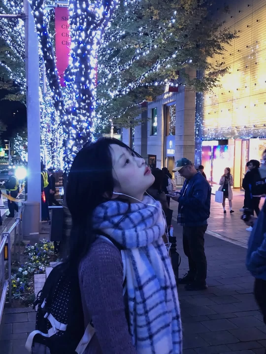 Photo by BABYMONSTER AHYEON 아현 on December 07, 2025. May be an image of night.