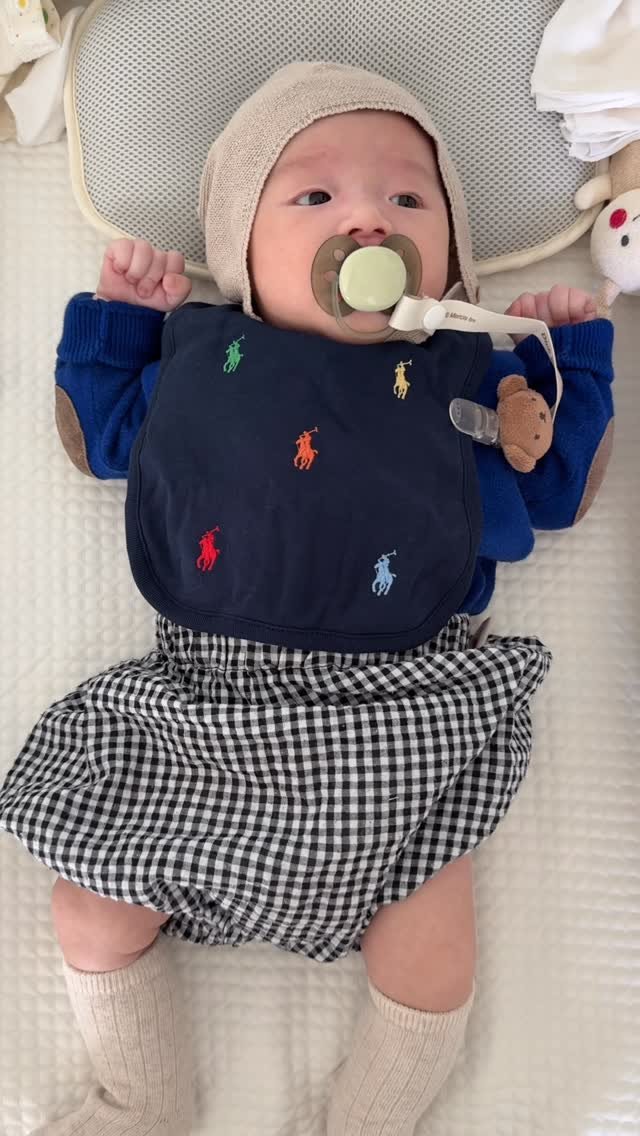 aiden_papa_ 게시물 이미지: 우리집 꼬맹이 외출 준비 !

#이드니옷장 #뱀띠아기 #ootd #아기옷코디