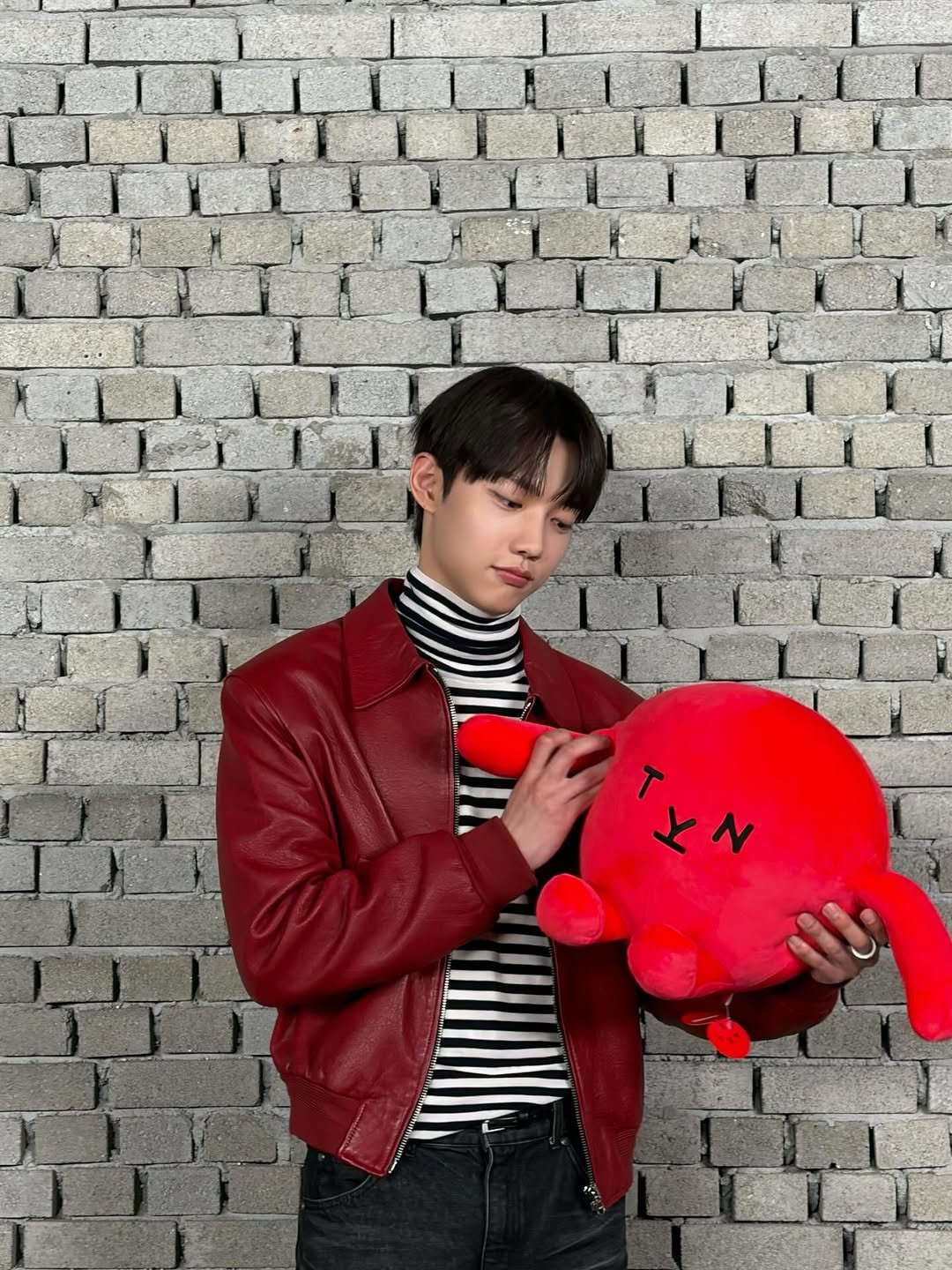 Photo shared by 조준영 on January 04, 2026 tagging @tvn_drama. May be an image of top, bolo tie and balloon.