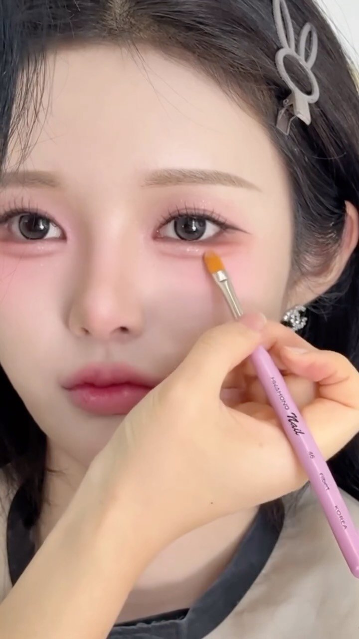 aimable_jooji 게시물 이미지: 고양이같은 강아지면 멍냥이

귀여운 수민이 메콥
뽀용한 핑크는...