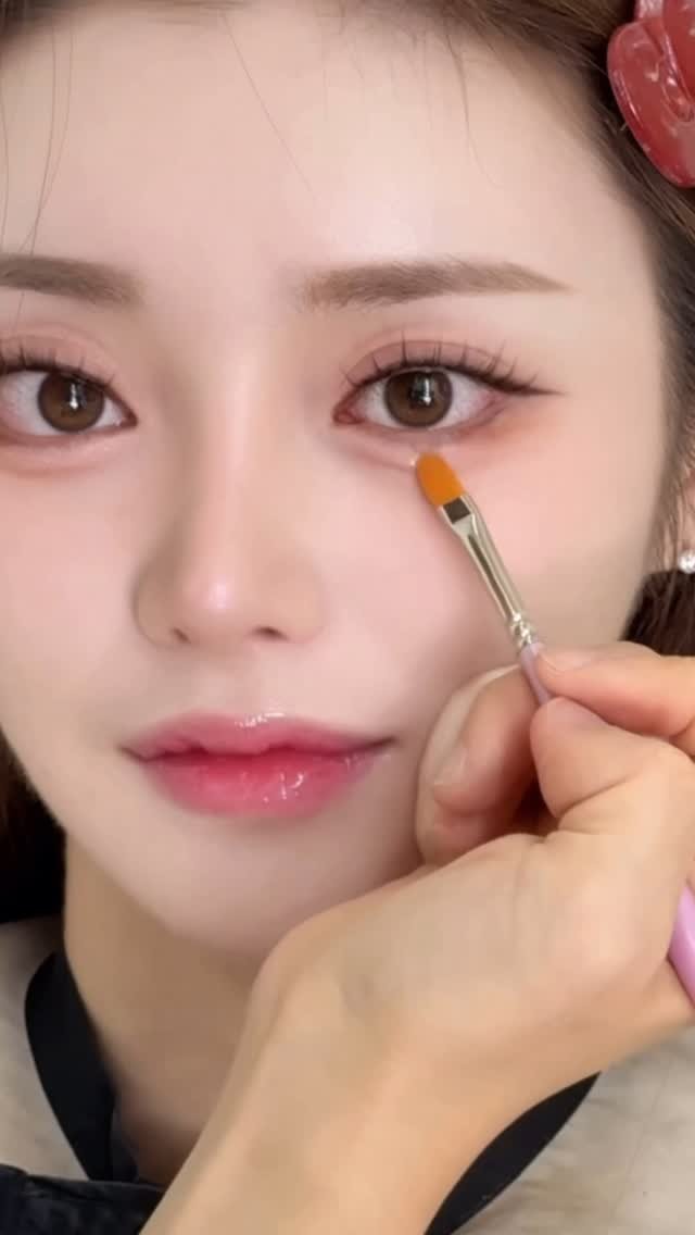 aimable_jooji 게시물 이미지: 뮤트핑크에 빠진 채채..🩶
뽀용한 핑크도 예쁘지만
뮤트핑크도느낌에 고양이를 더...