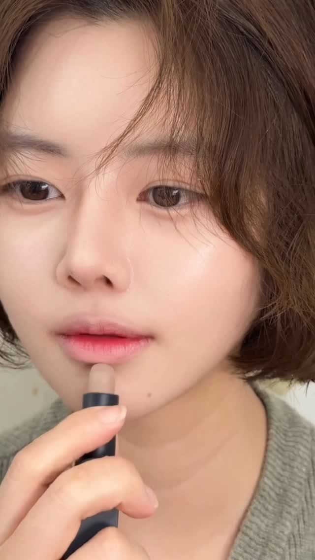 aimable_jooji 게시물 이미지: 자자 빠르게 인중축소를 시작하자

2일남은 콰티립 베이스립 공구가는 1+1이나...