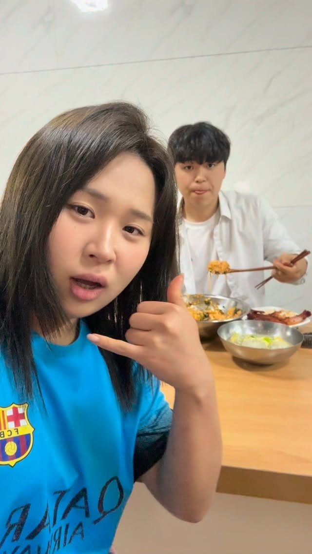 ainbag9_ 게시물 이미지: 우리 동생은 안 그런다 절대.#남매 #일상 #동생