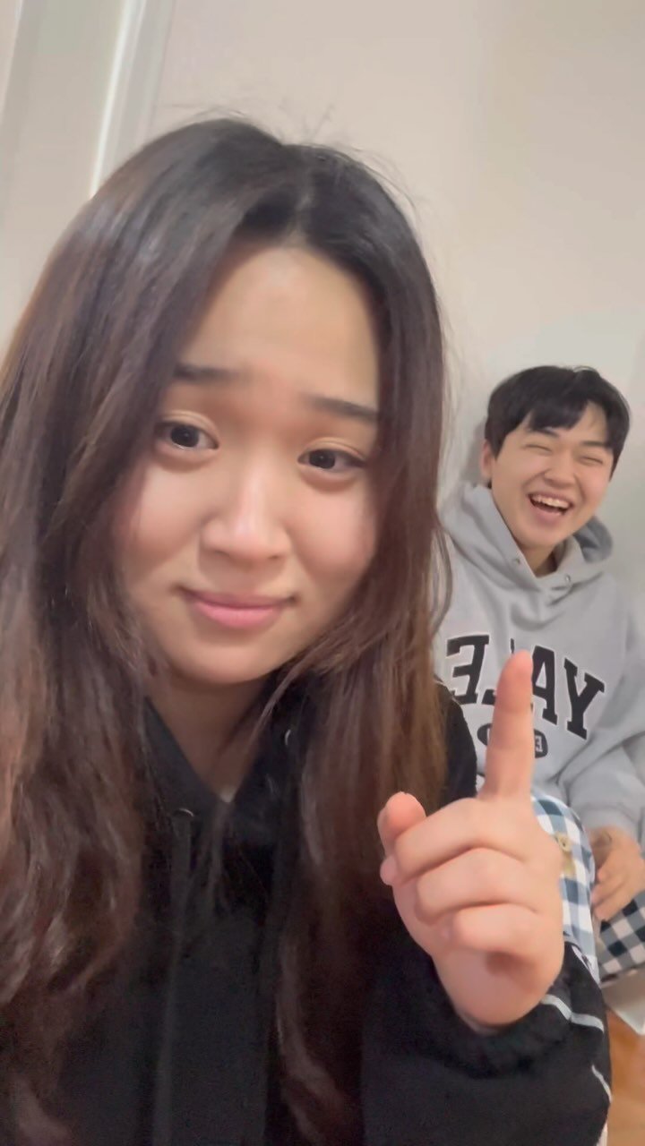 ainbag9_ 게시물 이미지: 그런 방법이 있었구나~?#남매 #일상 #동생