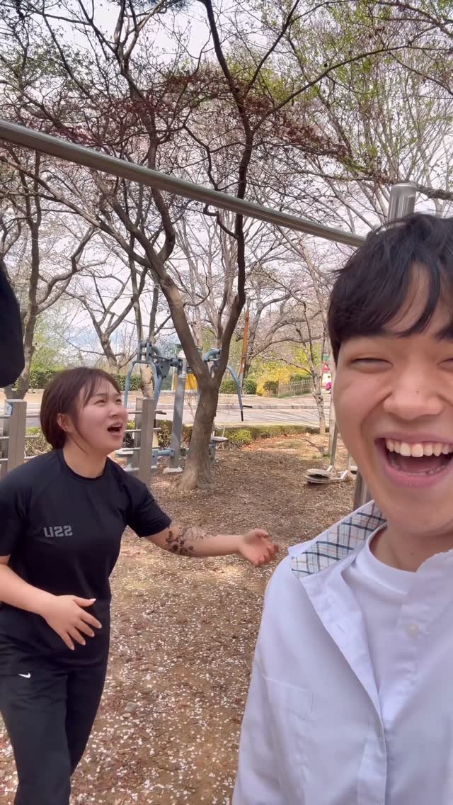 ainbag9_ 게시물 이미지: 동생 기강 잡아놓는 거 중요합니다.#남매 #일상 #동생