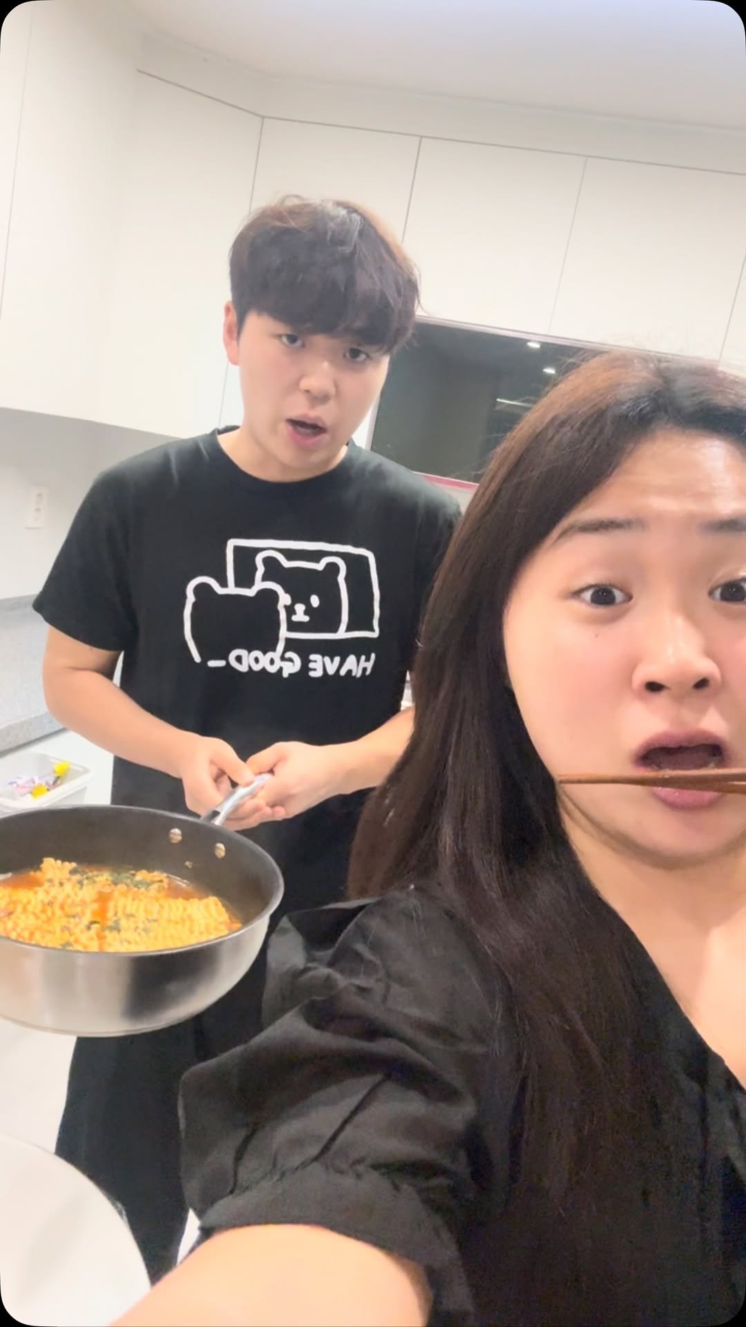 ainbag9_ 게시물 이미지: 미래 올케에게~~~~~~~~3번째 부탁~~!#남매 #일상 #동생