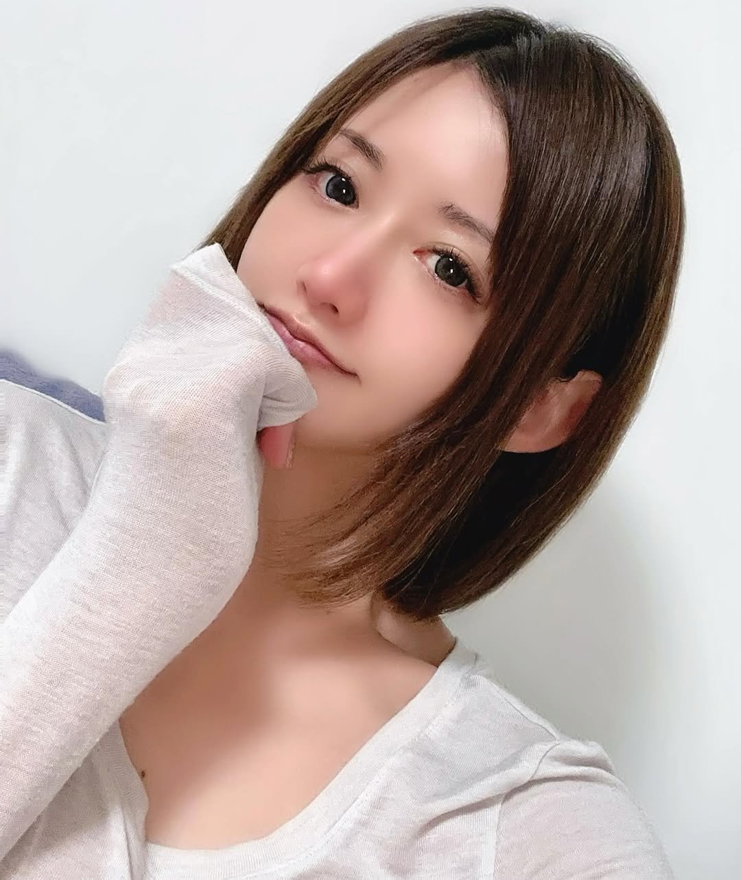 Photo by 希島あいり / Airi Kijima 💐:*. on February 24, 2026. May be a selfie of one or more people, hair, top and text.