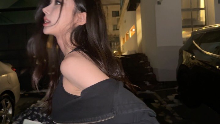 aj_xung 게시물 이미지: 메이크업 받고 한거라곤 고작 피자 먹기 ㅎ…
아수워서 찍어본 미니...