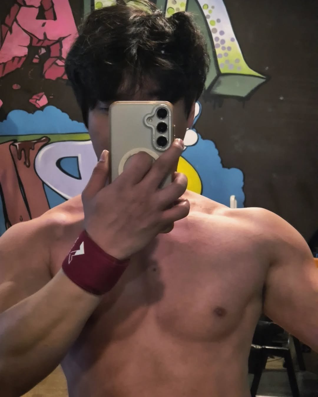 ak_fit_._ 게시물 이미지: 진짜. 매우. 너무. 많이. 진지하게 운동하기 싫은날

짧고 굵게 완료🔥