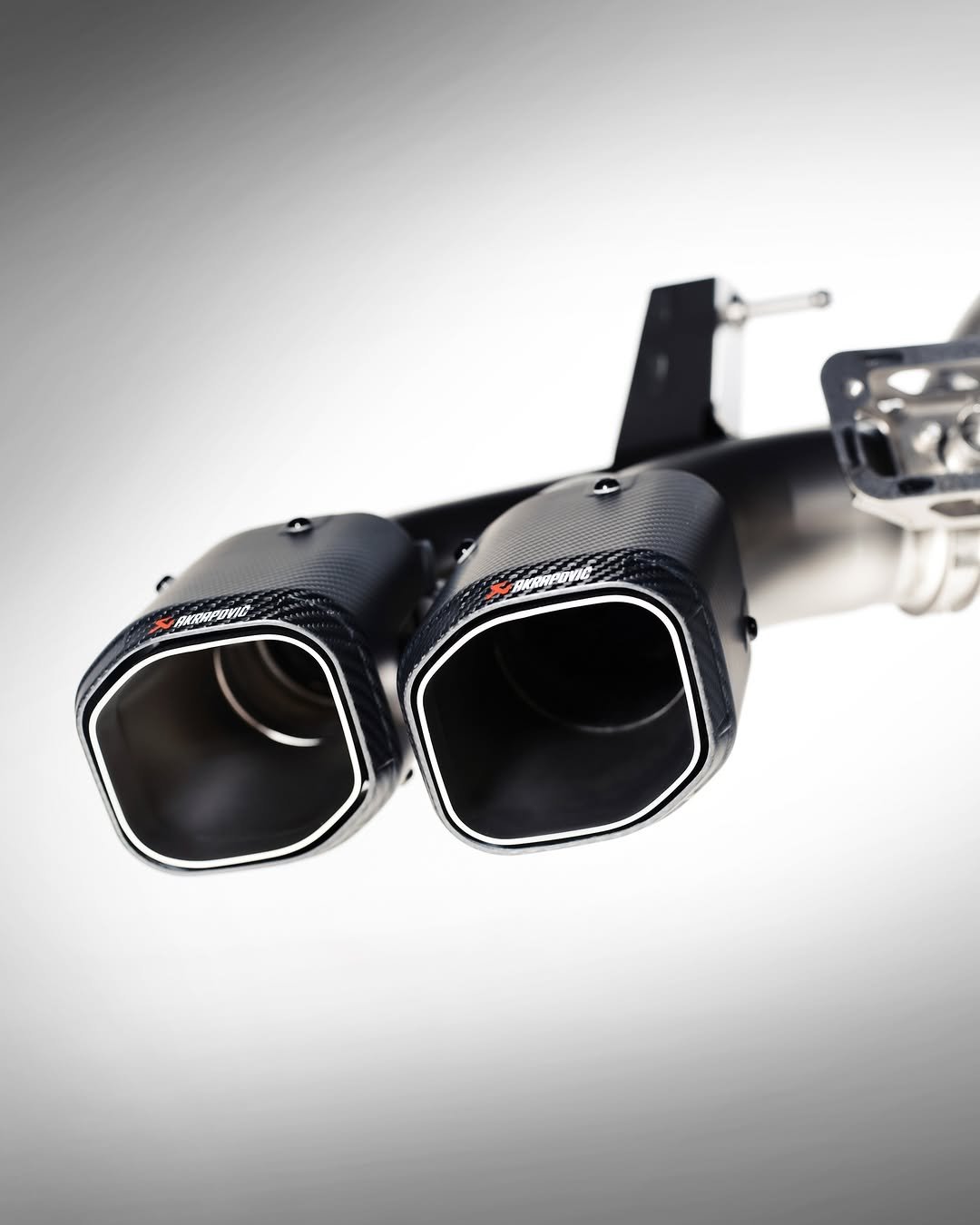 akrapovic 게시물 이미지: Because the right tone makes all the...