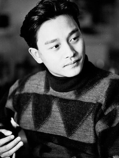 alannam1 게시물 이미지: 만우절이 지나간 다음 날의 공기는 뒷맛을 남긴다. 어제까지 세상이 작당하고 내뱉은...