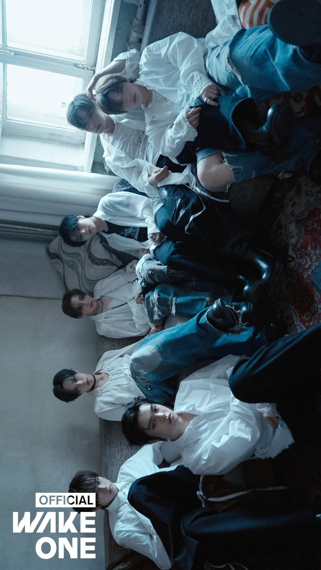 ald1.official 게시물 이미지: ALPHA DRIVE ONE 2ND MINI ALBUM 'UNBREAKABLE :...