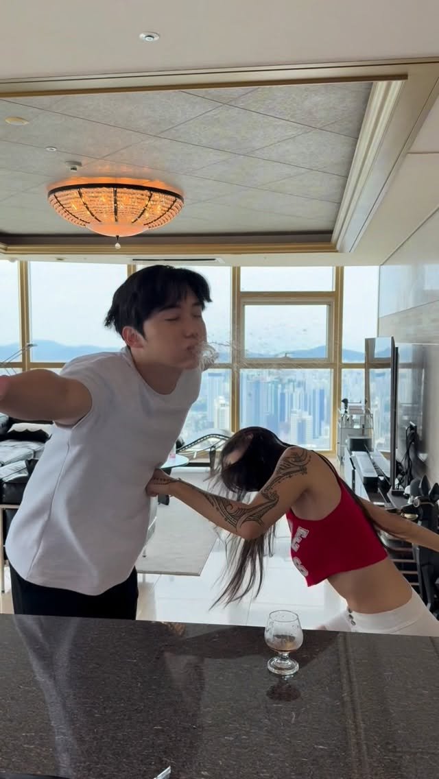 alex_jh55 게시물 이미지: 괜찮아요~날 따라해봐요 ☺️
.
#김지훈원장 #alex #idolnation...