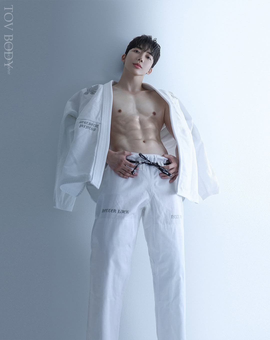 alex_jh55 게시물 이미지: 여름이니까 white & blue
.
PT : @bulinelife...