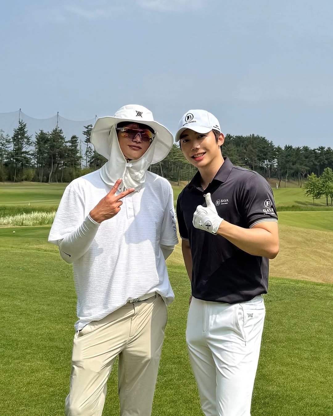 Photo shared by Jihoon Kim on June 11, 2025 tagging @seo_cccc, and @bava_clinic. May be an image of golf, golf club, golf course and text.