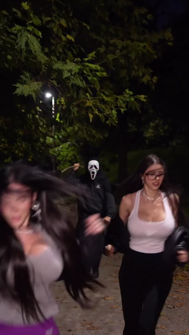 alex_mucci 게시물 이미지: Escaping, but make it stylish💅🏻...