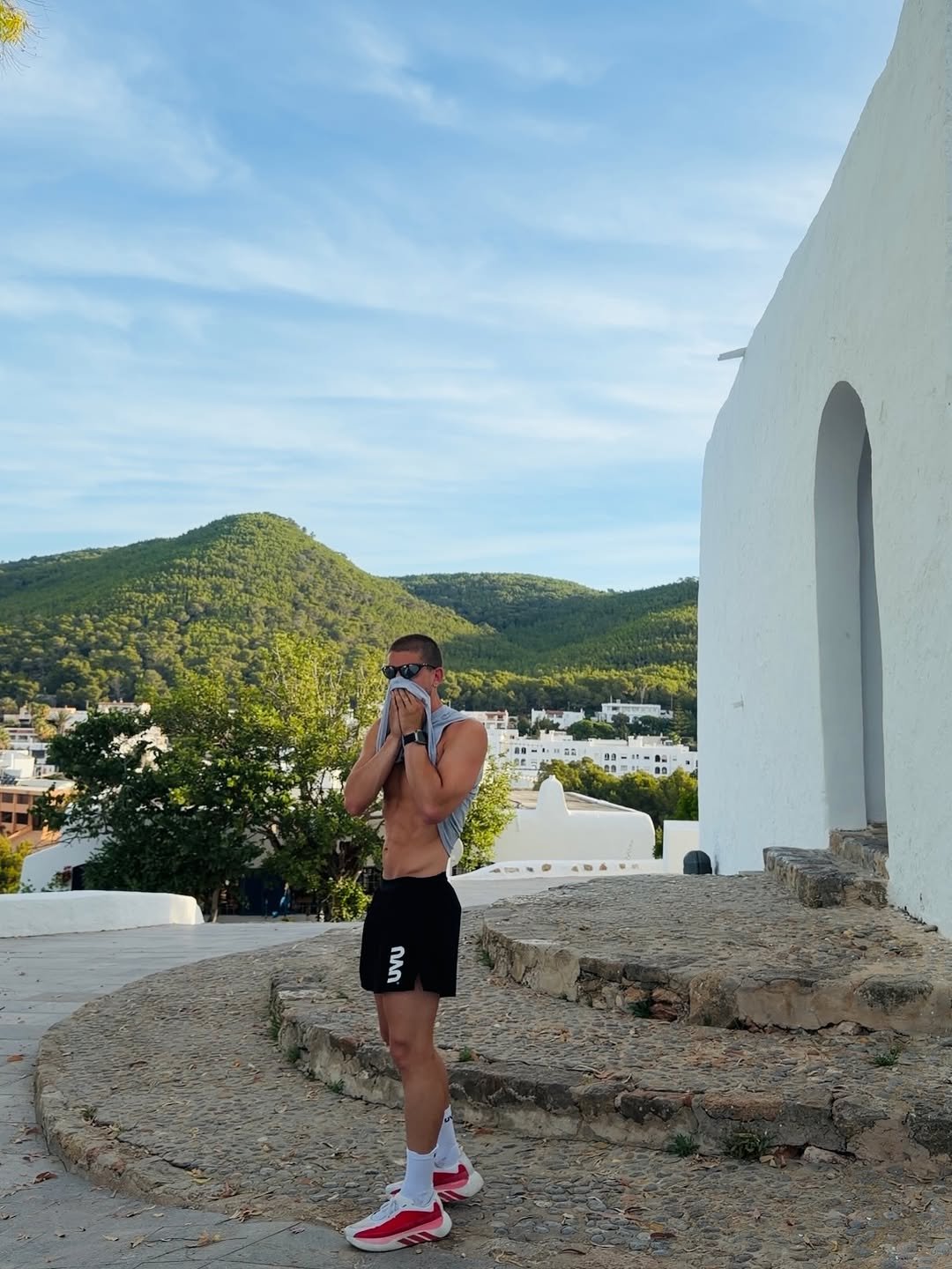 alexrosenfitness 게시물 이미지: ibiza summer🪼

-

-
#ibiza2026 #adidasrunning...