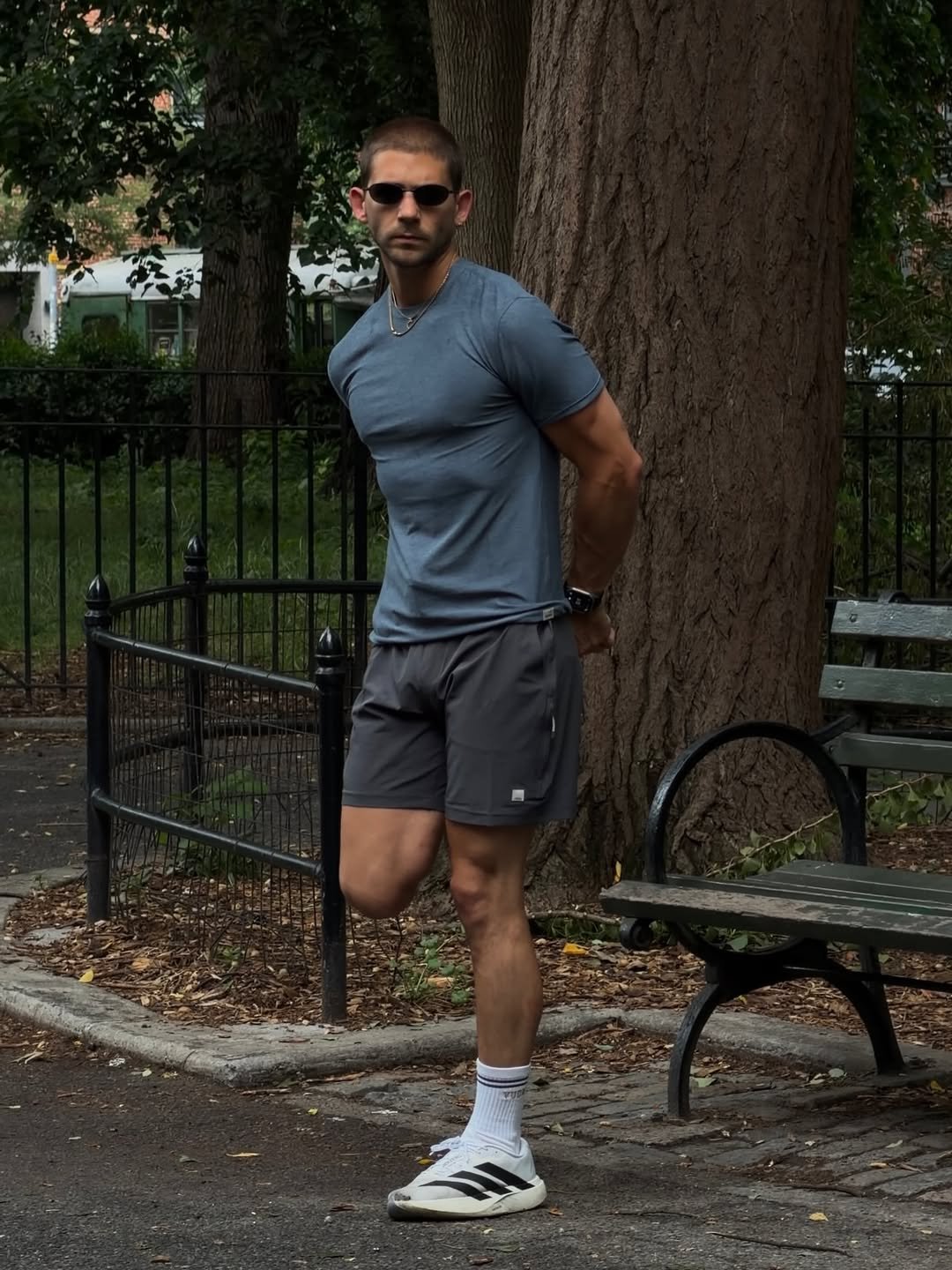 alexrosenfitness 게시물 이미지: rain or shine @vuoriclothing 
#vuoripartner