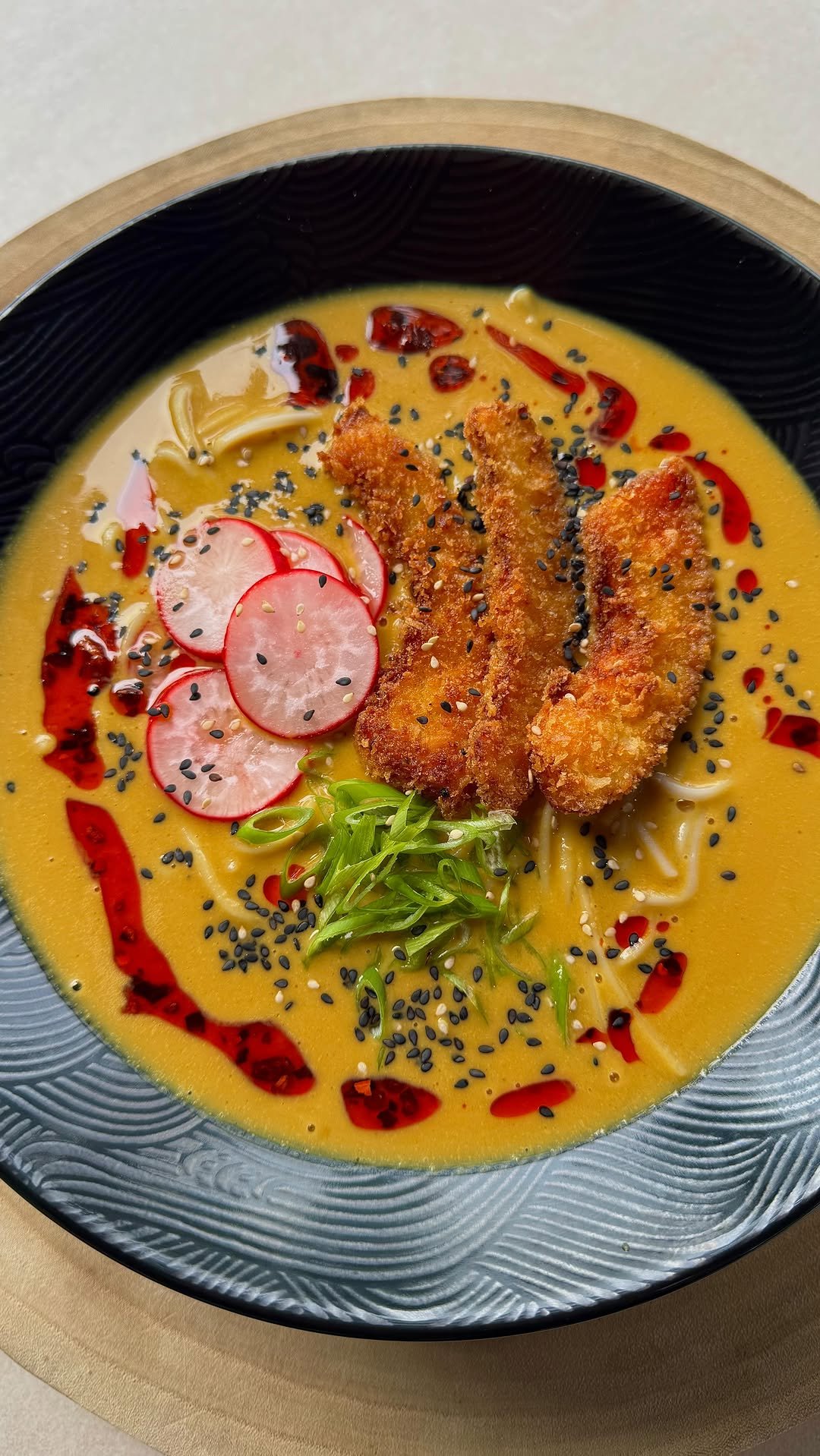 alfiecooks 게시물 이미지: 🎃 PUMPKIN RAMEN 🍜

welcome back to Soup Season...