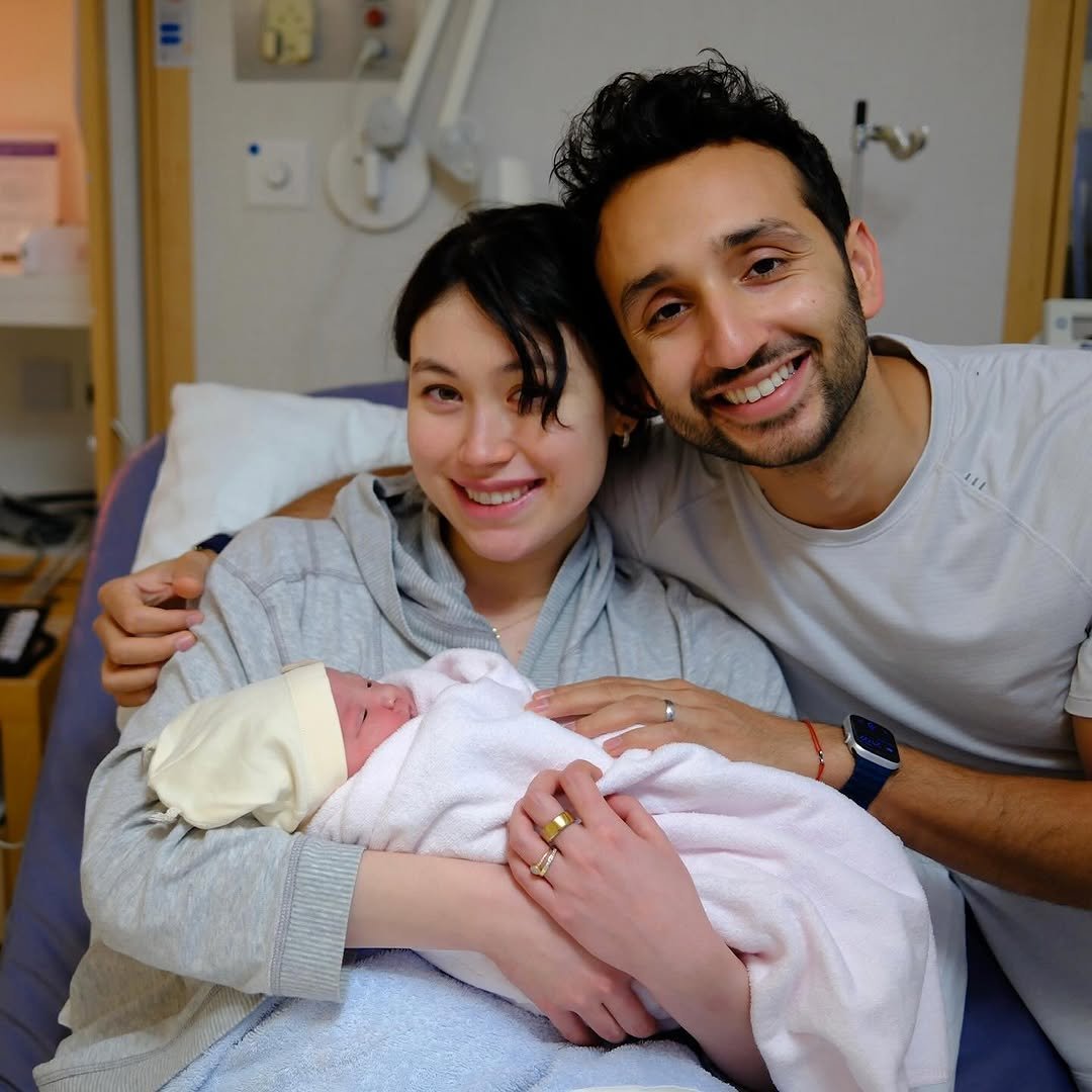 aliabdaal 게시물 이미지: And then there were three 🐣

Life update: our...