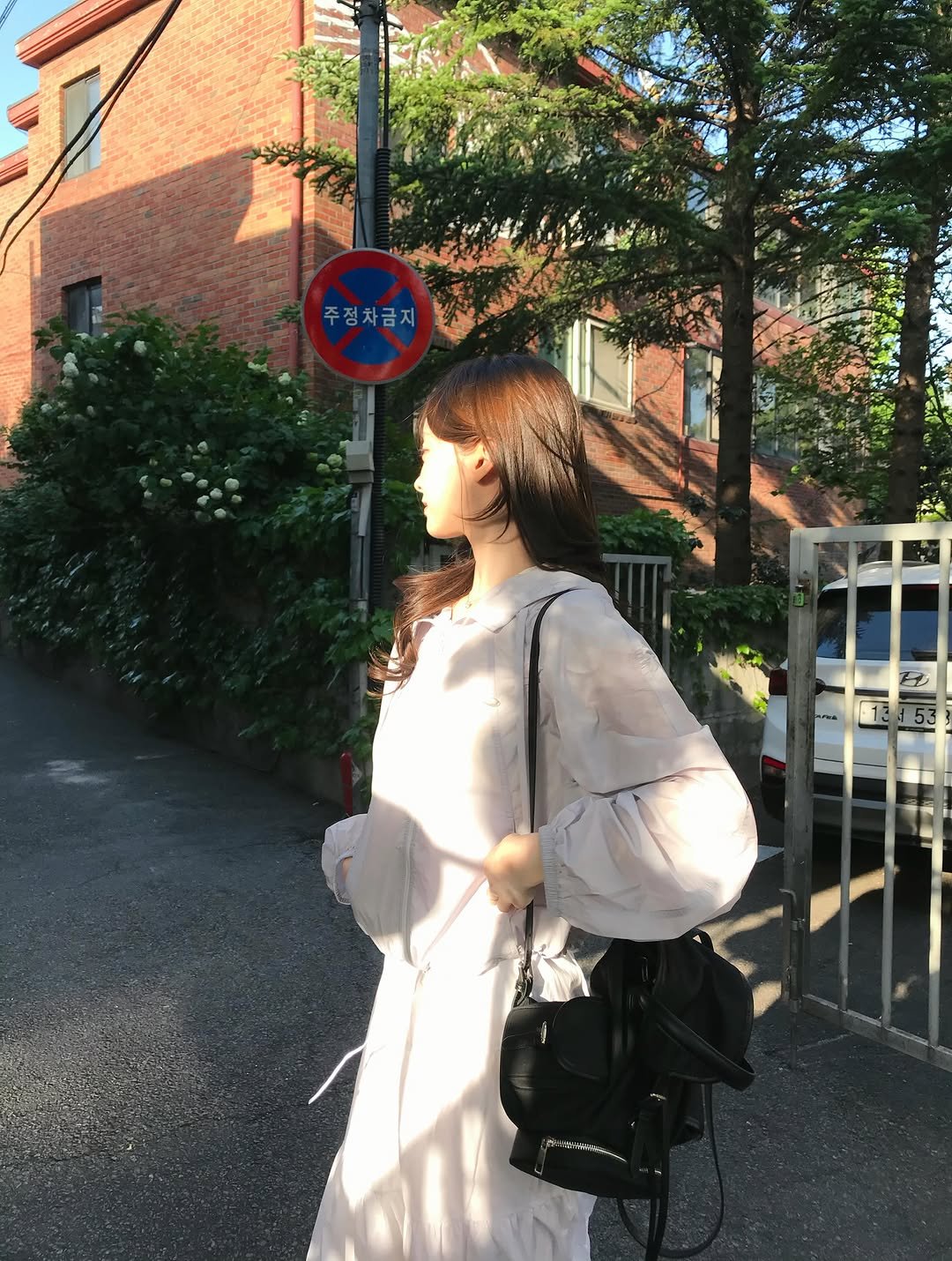 alisswlle 게시물 이미지: 아직 추워,,겉옷 챙겨나가