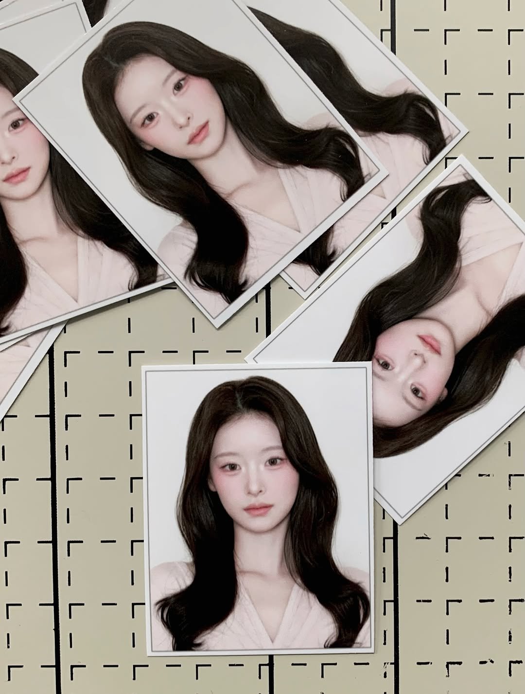 alisswlle 게시물 이미지: 올해 마지막 기록하기 ..📝

민증 찍기전에 브이컷 꼭 2~3포 먹고가…🫶🏻
49%...