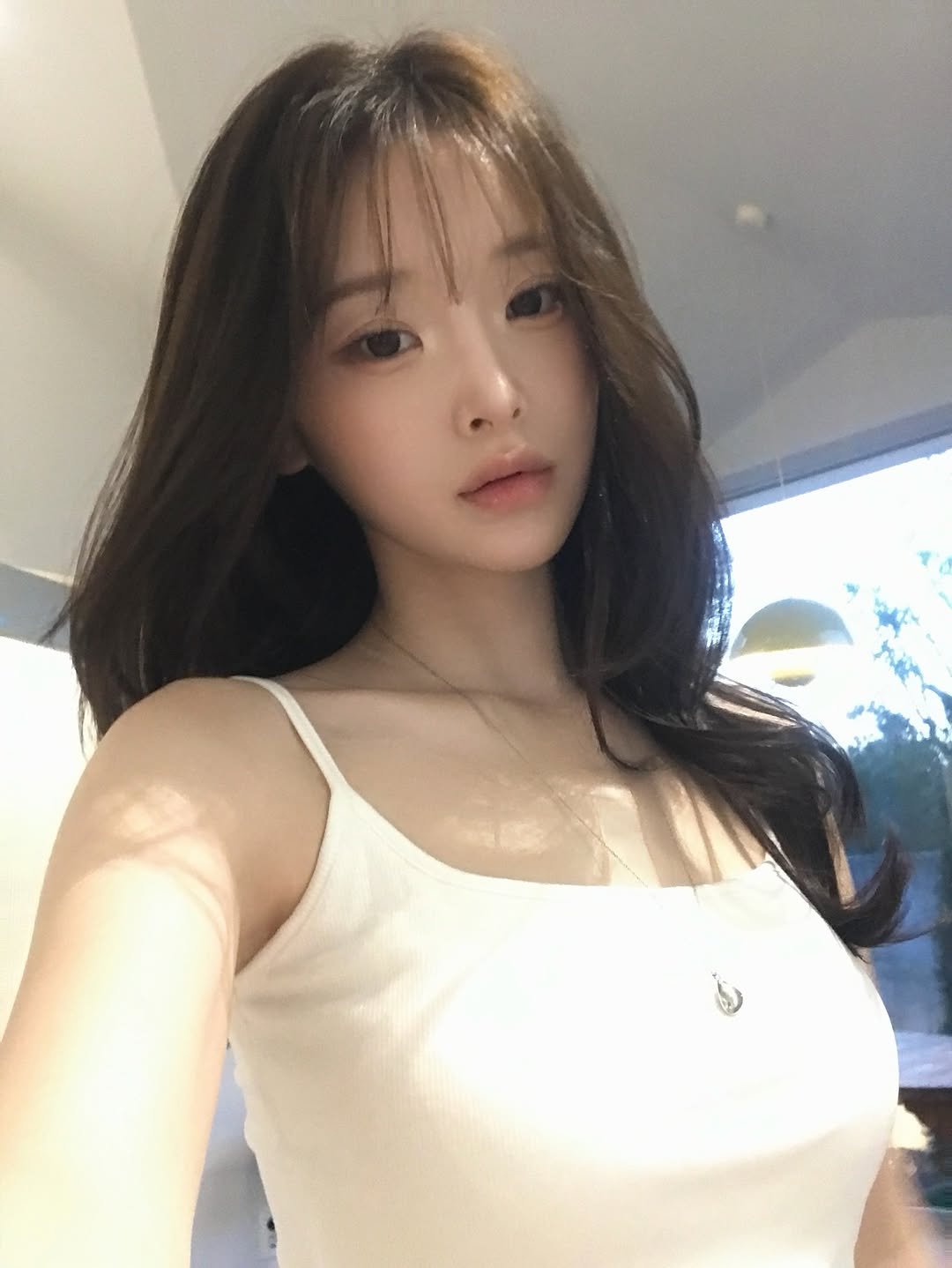 Photo by 예진 Yejin in Busan 釜山, South Korea. May be a selfie of one or more people, hair, top and text.