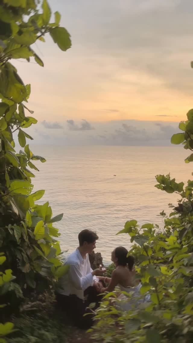 alistairsklee 게시물 이미지: alistair first proposed to me five years ago....
