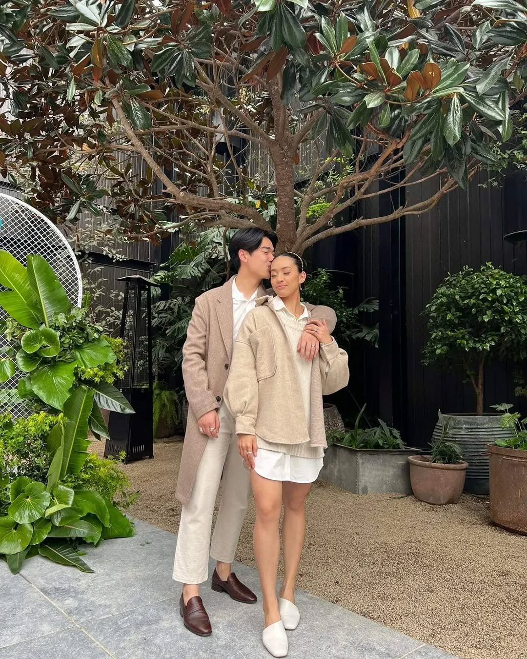 alistairsklee 게시물 이미지: Happy 2 years (and 9 days) of marriage to...