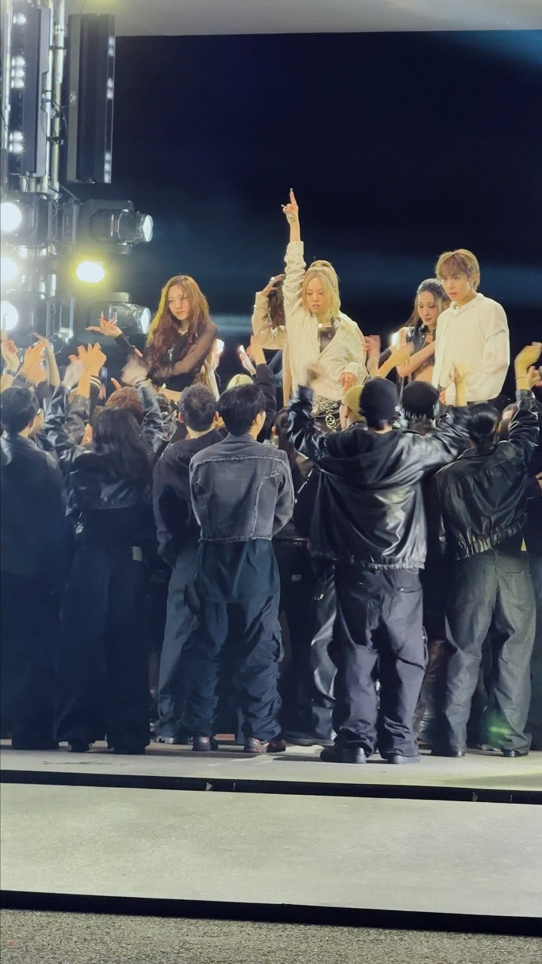 allday_project 게시물 이미지: 𝓞𝓝𝓔 𝓜𝓞𝓡𝓔 𝓣𝓘𝓜𝓔

#ALLDAYPROJECT #ADP...