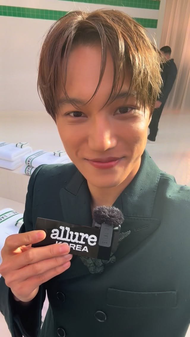 allurekorea 게시물 이미지: 카이가 같이 라코스테 쇼 보자는데요...? 🤭🥹

EDITOR |...