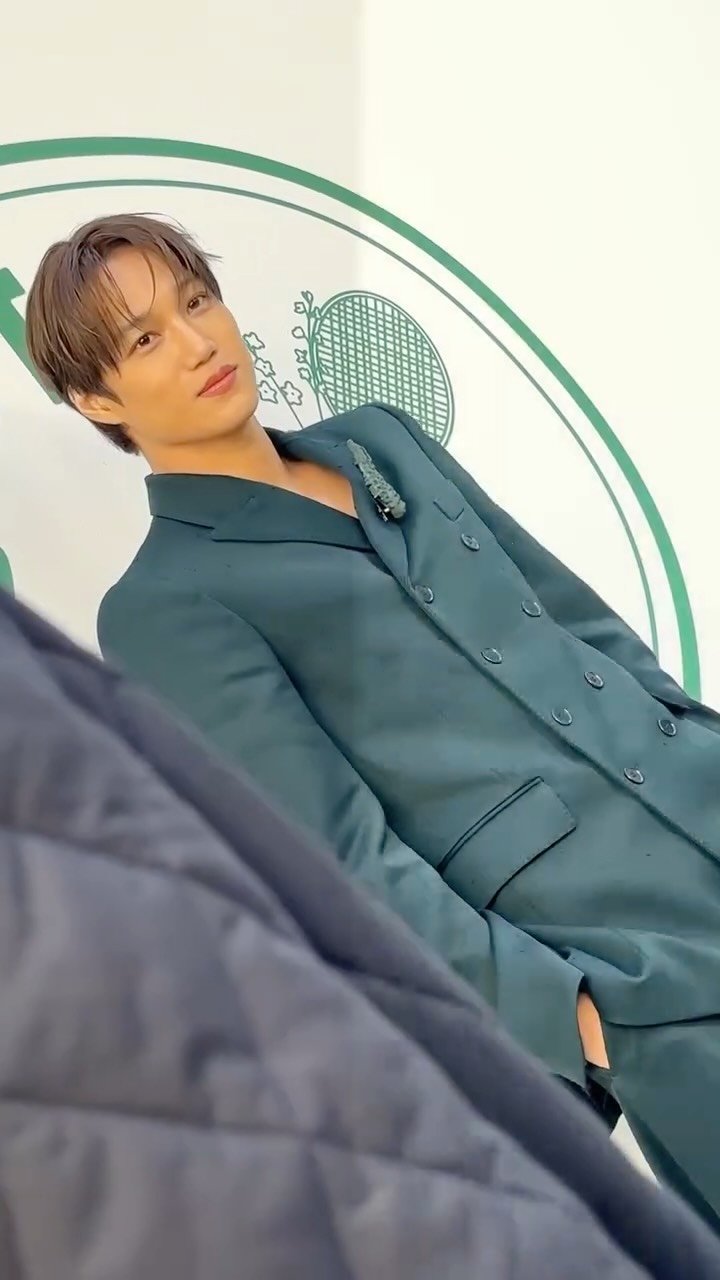 allurekorea 게시물 이미지: 가을에 파리에서 라코스테 입은 카이를 만날줄이야... 🥹♥️

EDITOR l...