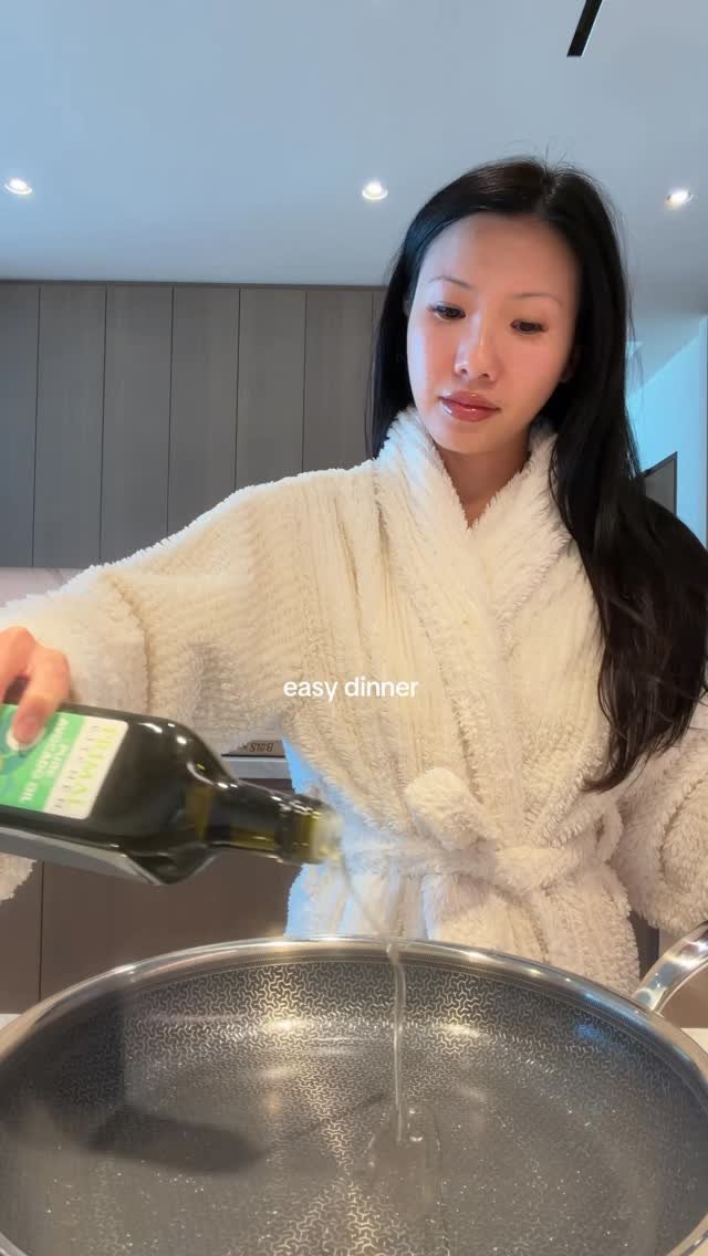 allyqueeks 게시물 이미지: Happy Saturday ❤️ @circulon @good_culture...