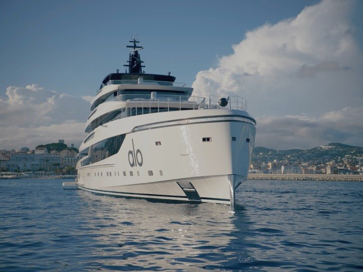alo 게시물 이미지: Wellness on the water, aboard the ALO Voyage.